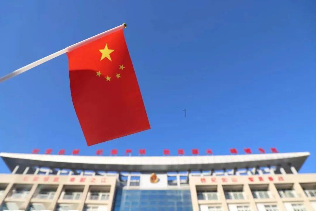 映霞街57号门前积水严重 该向谁反映？